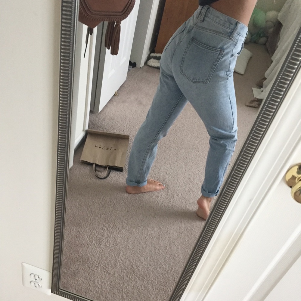 Brandy Melville boyfriend jeans😻